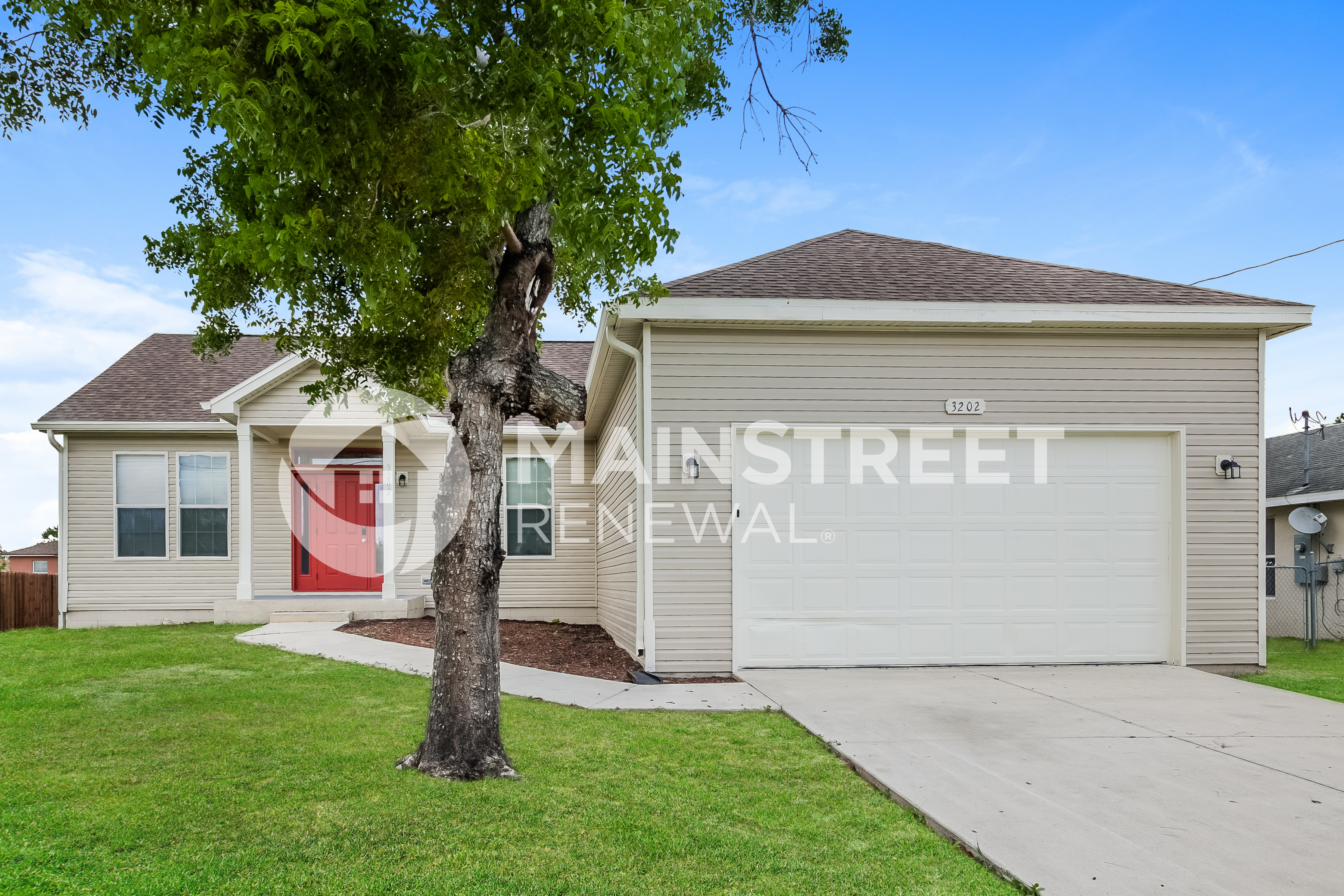 3202 6TH ST W LEHIGH ACRES, FL 33971